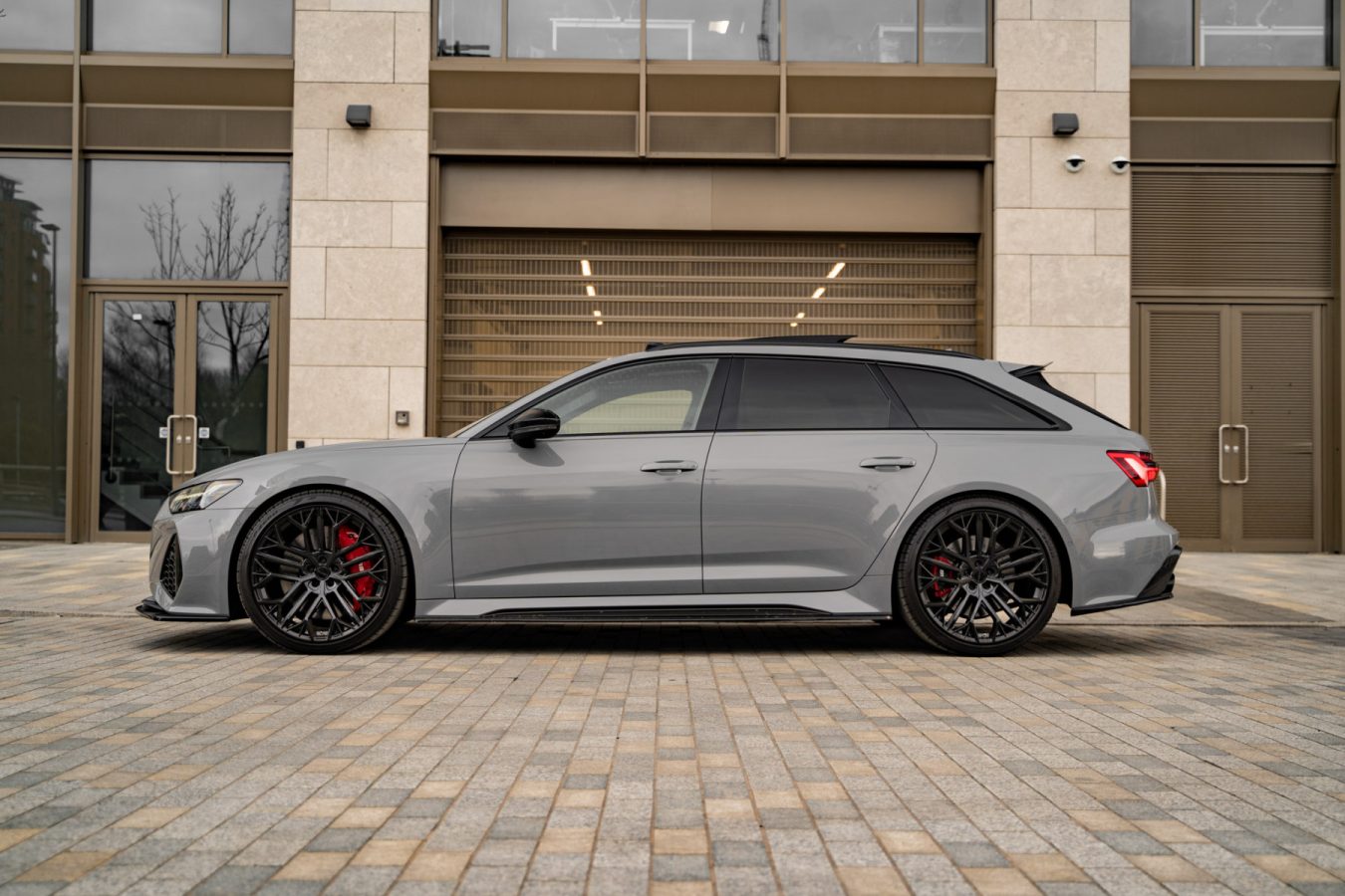 Audi-RS6-C8-Riviera-RV198-GB