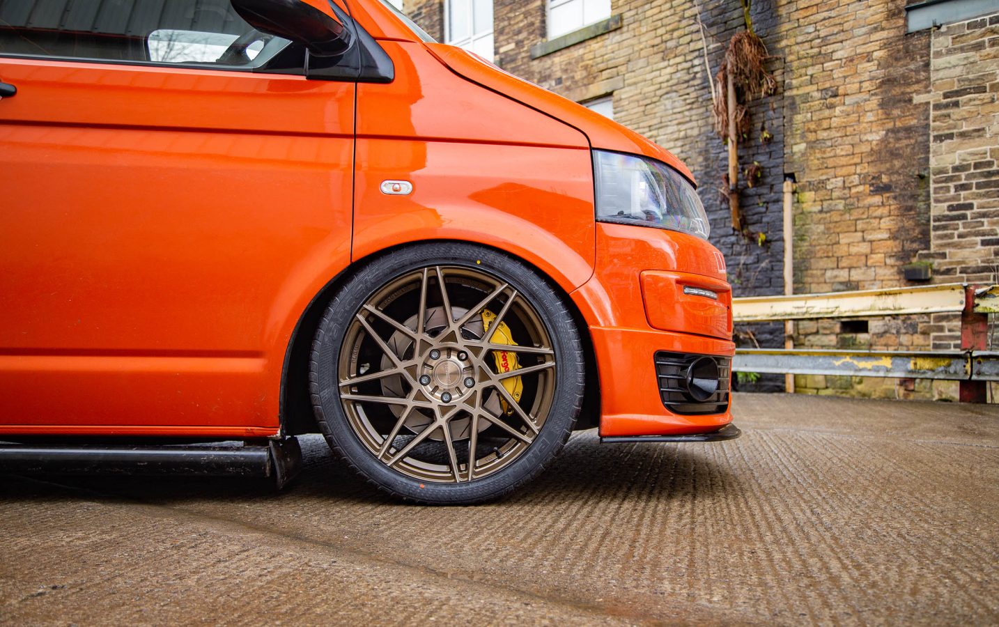 Bagged Volkswagen Transporter T5 Riviera RF2 Bronze