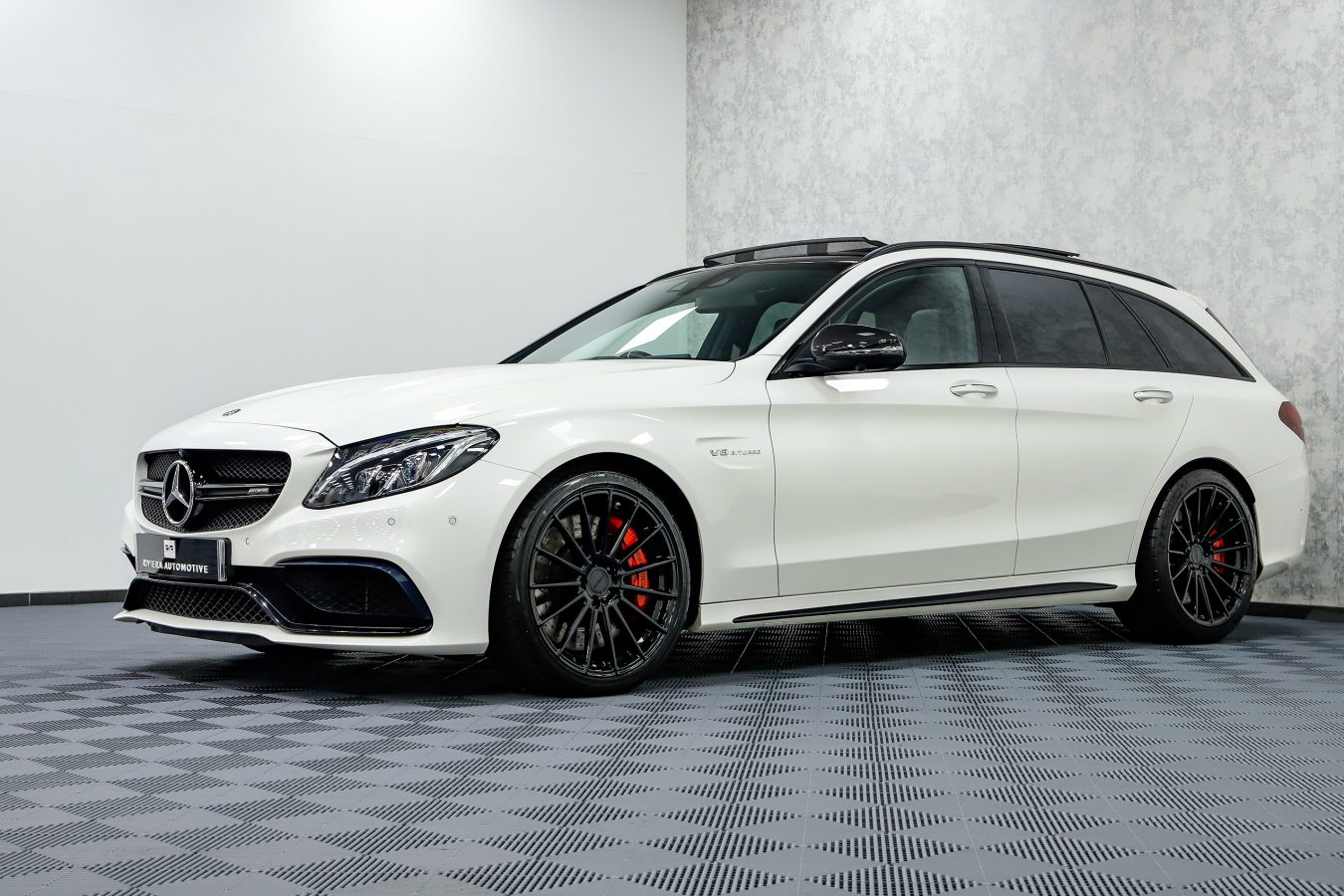 Mercedes C63s Estate Riviera RF105