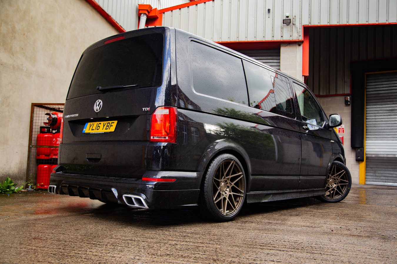 Volkswagen Transporter T6 Riviera RF2 Bronze